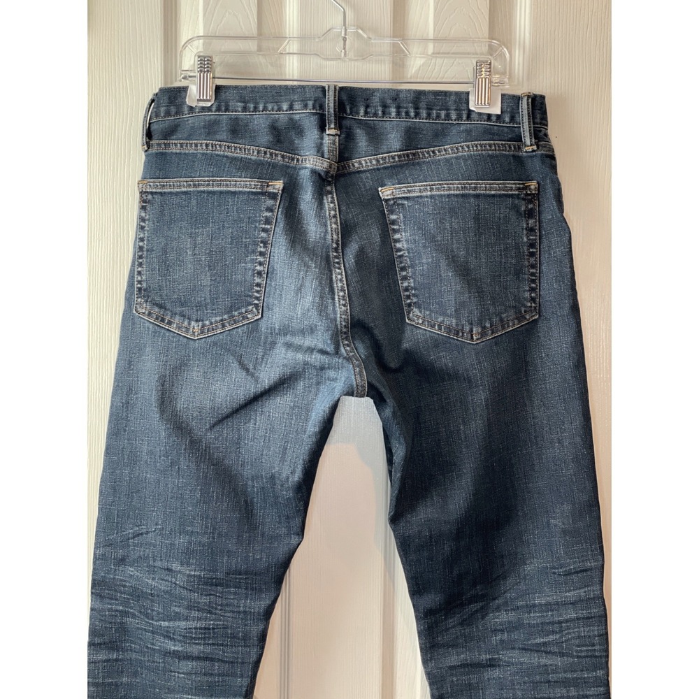 Gap Athletic Taper Mens Jeans 32x30 Dark Tinted Stretch Denim Indigo Faded - Picture 6 of 13
